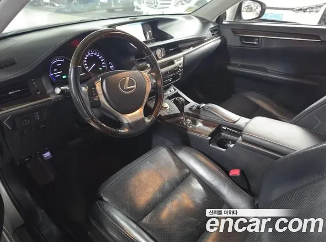 Lexus Es ES300h, 2013 — фото 5