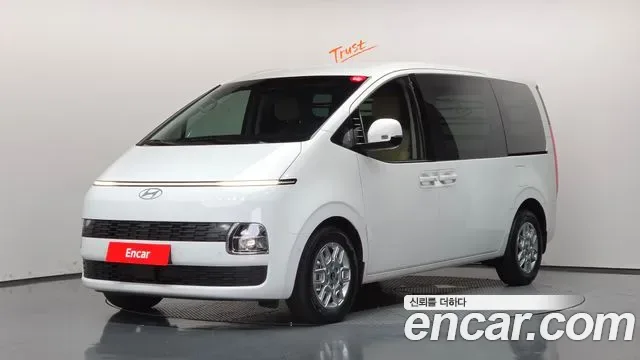 Hyundai Staria
