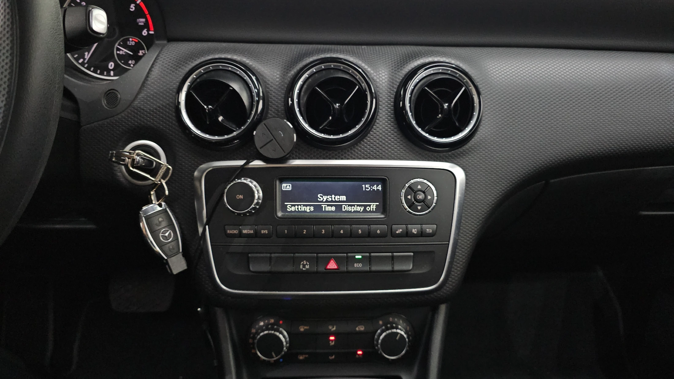 Mercedes-Benz A-Class W176, 2014 — фото 13