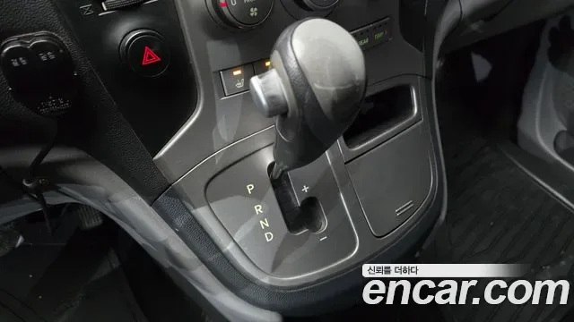 Hyundai Starex Grand Starex, 2010 — фото 9
