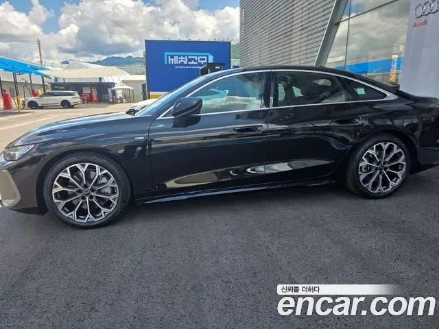 Audi A6 C9