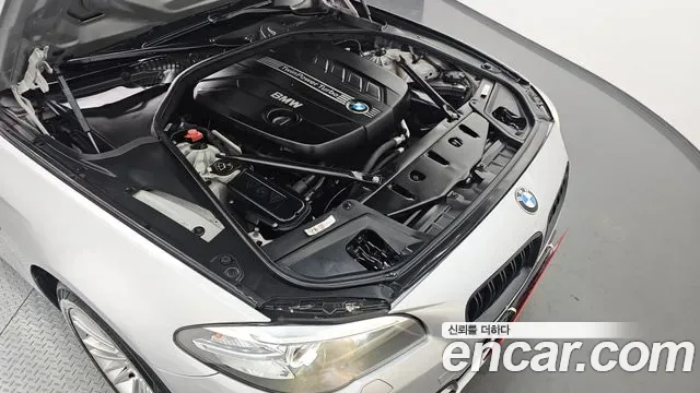 BMW 5-Series F10, 2013 — фото 6