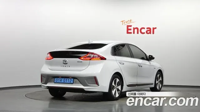 Hyundai Ioniq Ionic Electric, 2016 — фото 2