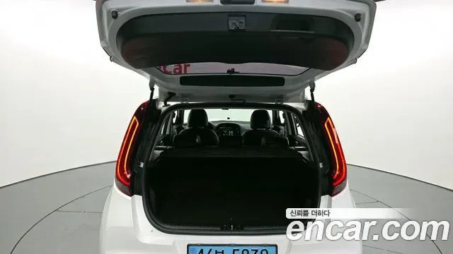 Kia Soul Booster EV, 2019 — фото 20
