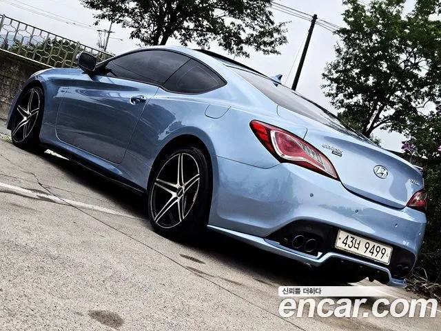 Hyundai Genesis Coupe, 2009 — фото 2
