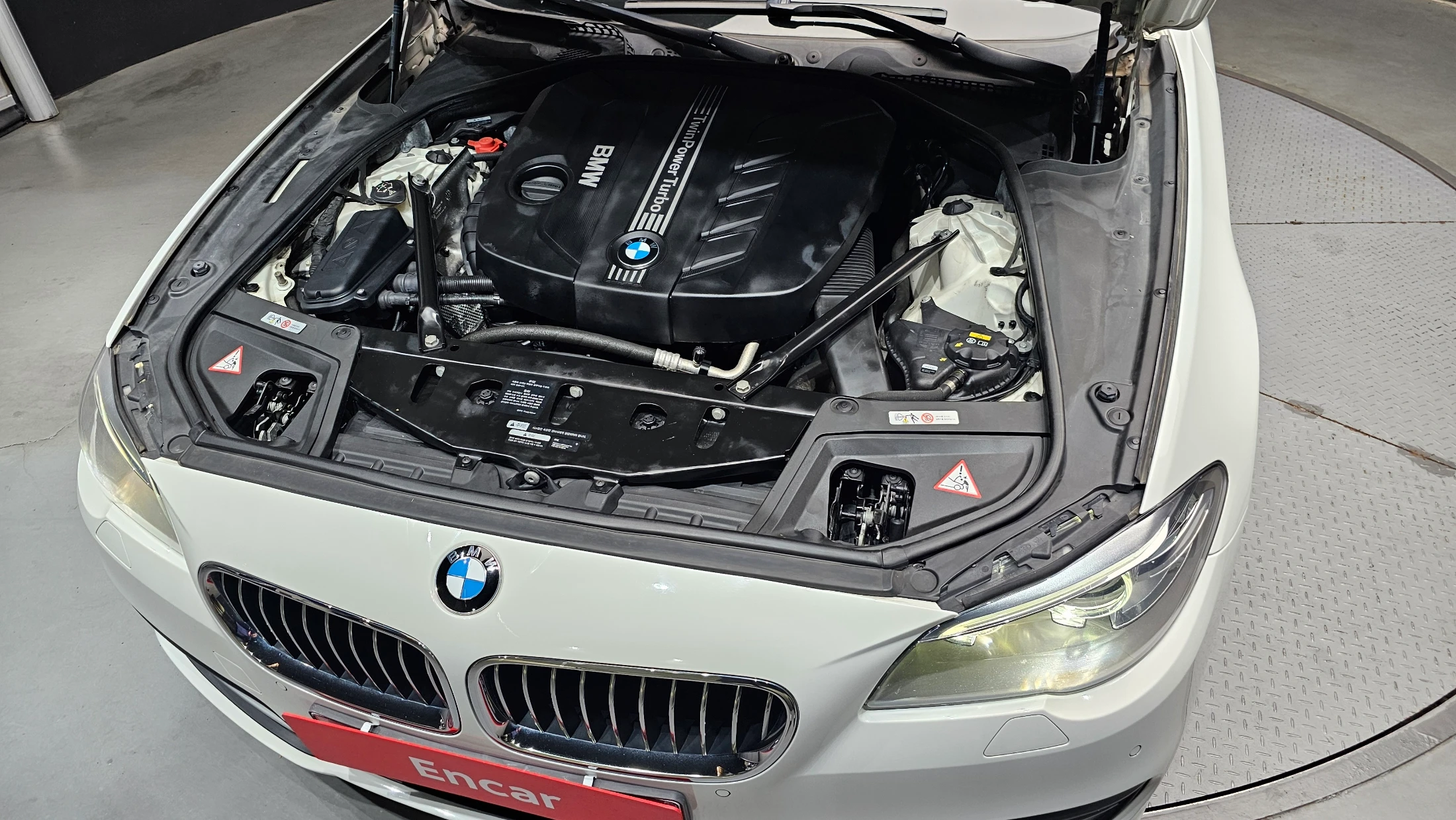 BMW 5-Series F10, 2014 — фото 6