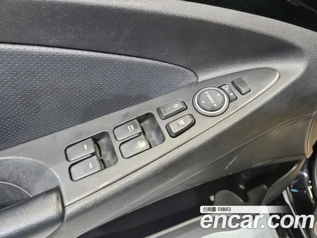 Hyundai Sonata YF Sonata, 2011 — фото 13