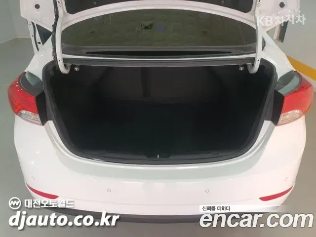 Hyundai Avante MD, 2012 — фото 13