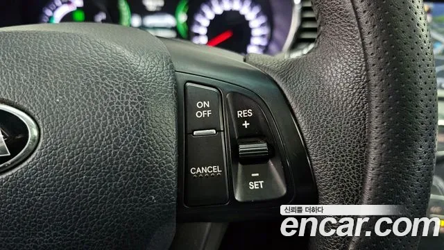 Kia K5 Hybrid, 2013 — фото 12
