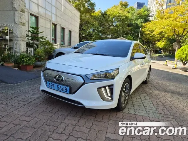 Hyundai Ioniq Ionic Electric