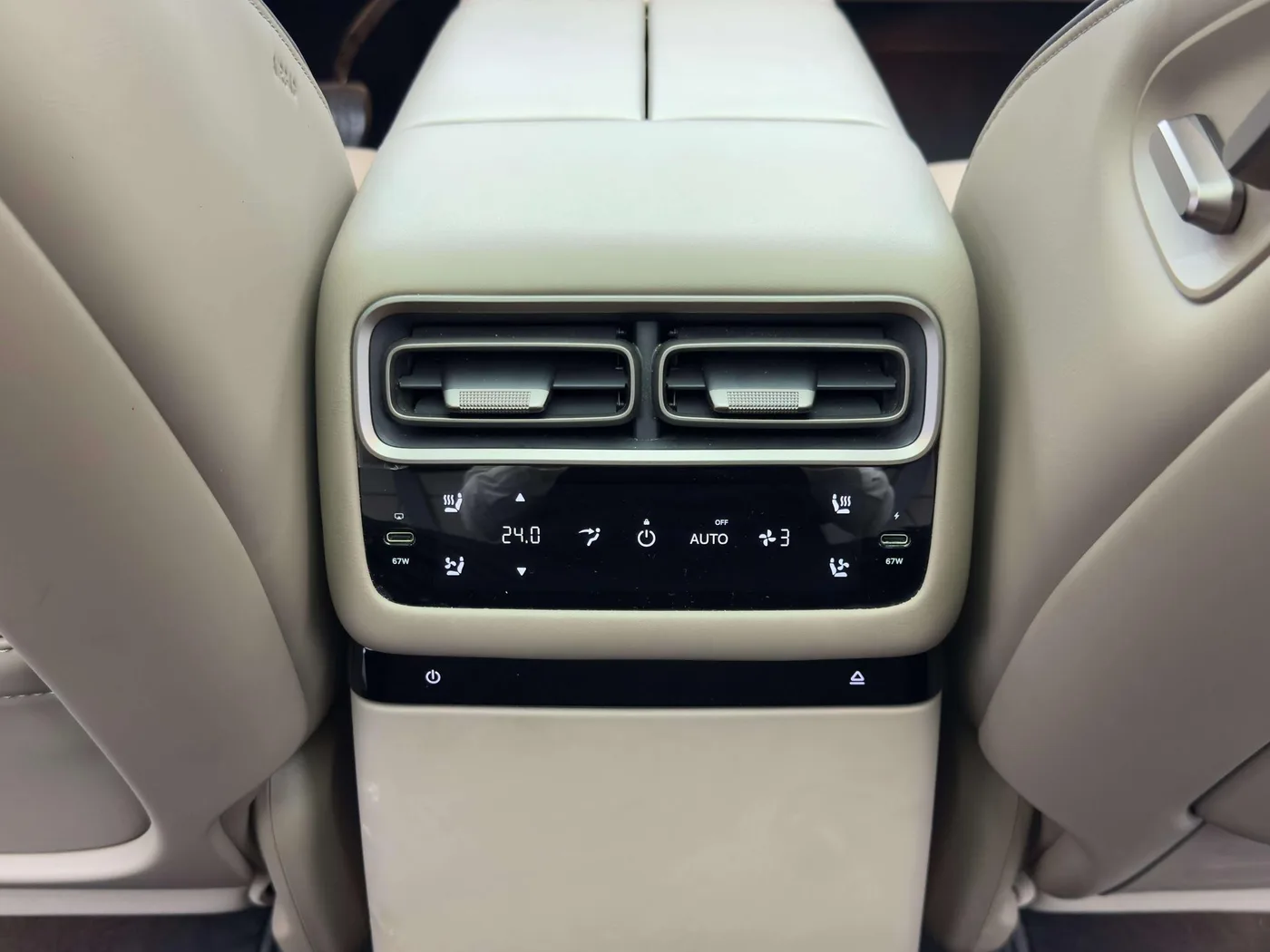 Li Auto ideal i6, 2025 — фото 13