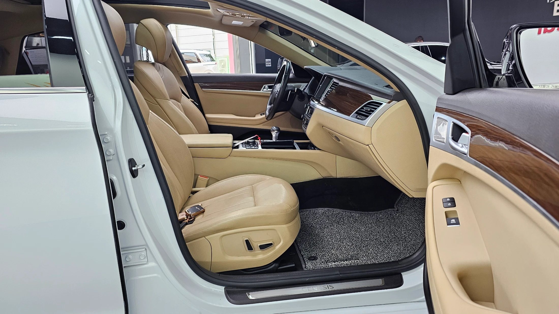 Genesis G80, 2016 — фото 11