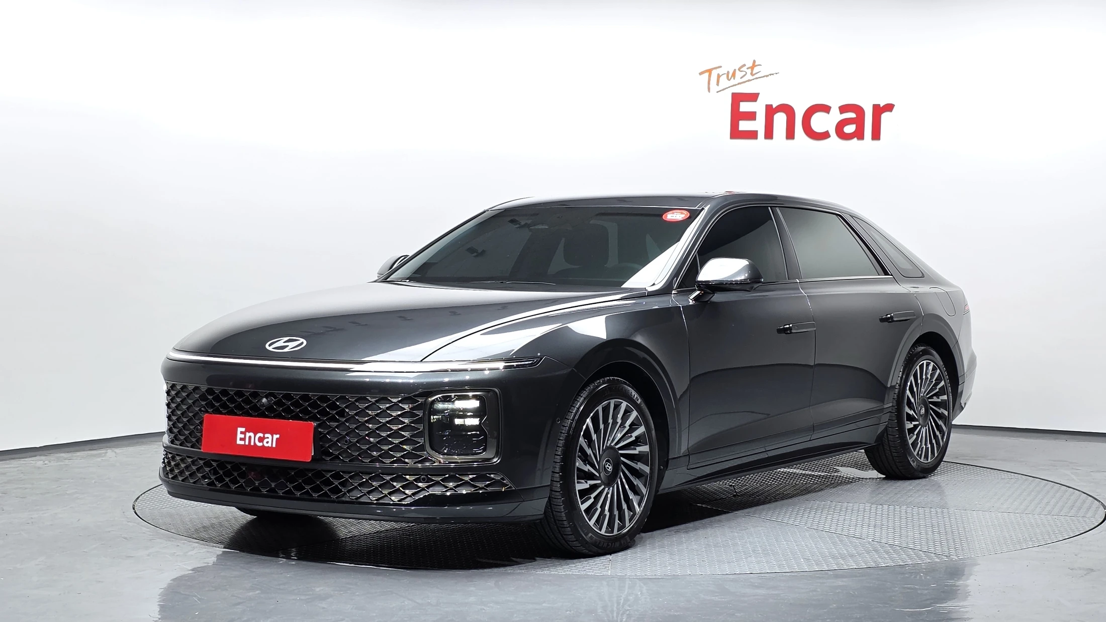 Hyundai Grandeur Hybrid (GN7)