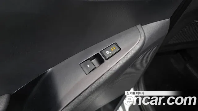 Hyundai Ioniq Ionic Electric, 2017 — фото 19