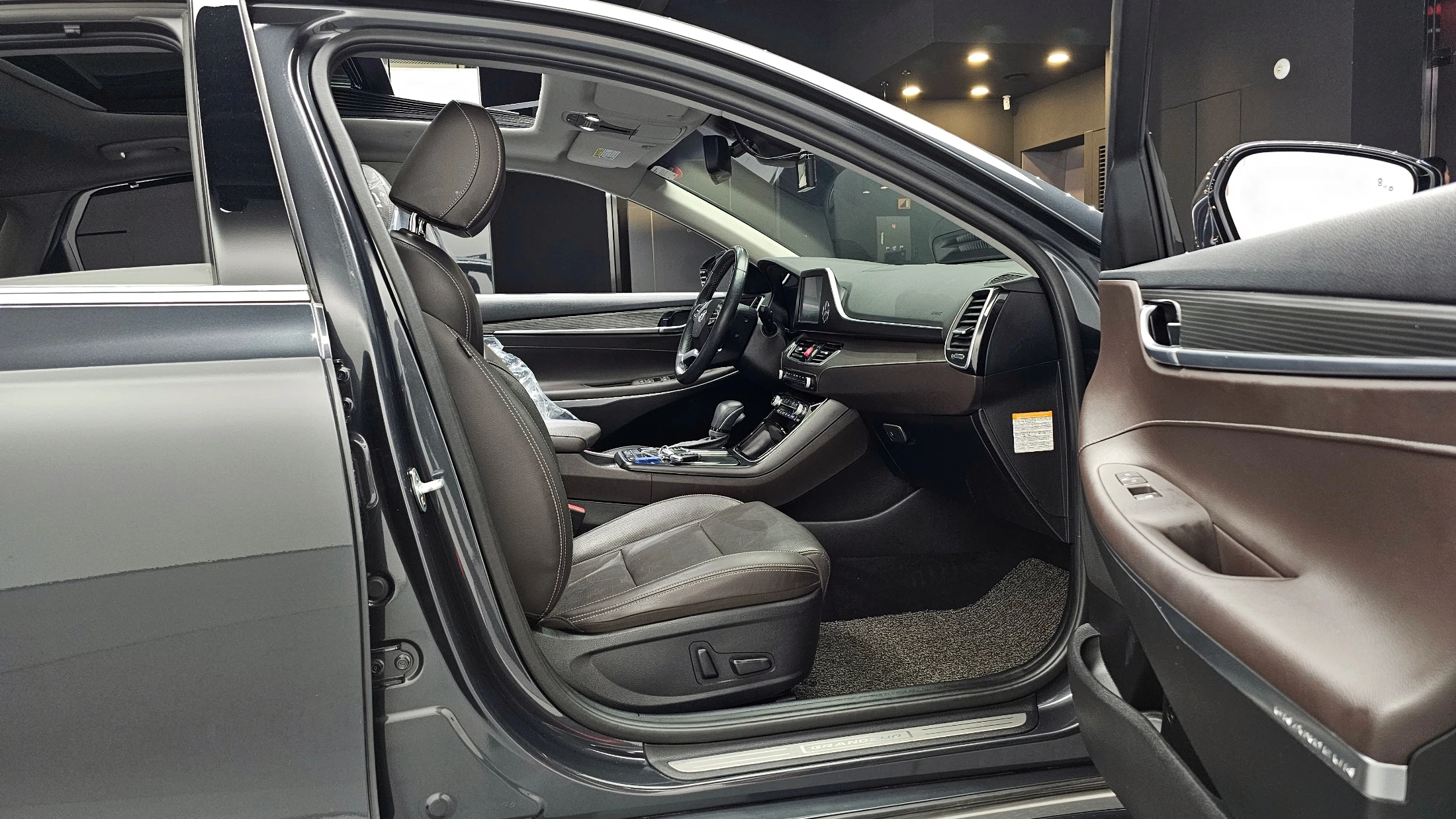 Hyundai Grandeur Ig Hybrid, 2018 — фото 11