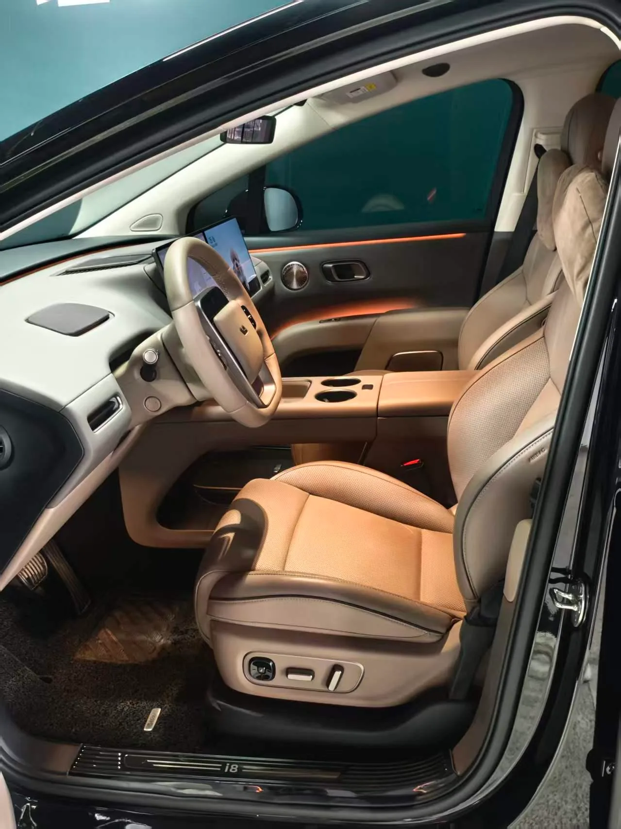 Li Auto ideal i8, 2025 — фото 4
