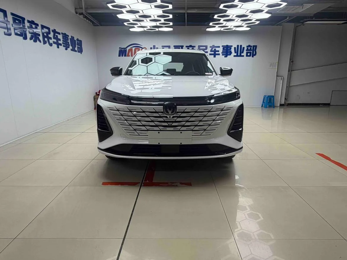 Chang'an Changan CS75 PLUS, 2026 — фото 2