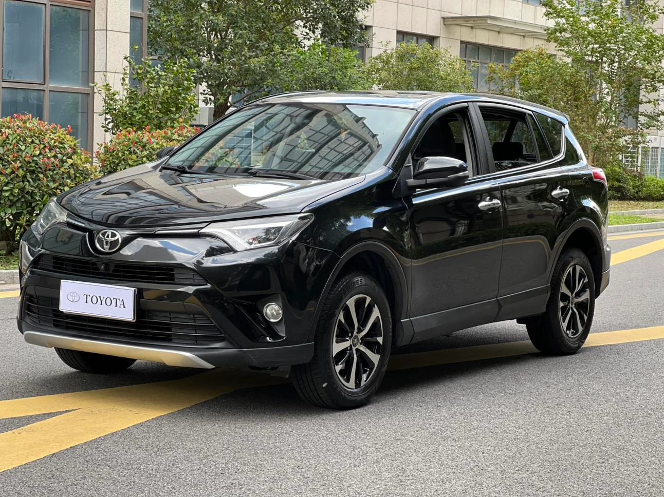 Toyota RAV4 Rongfang