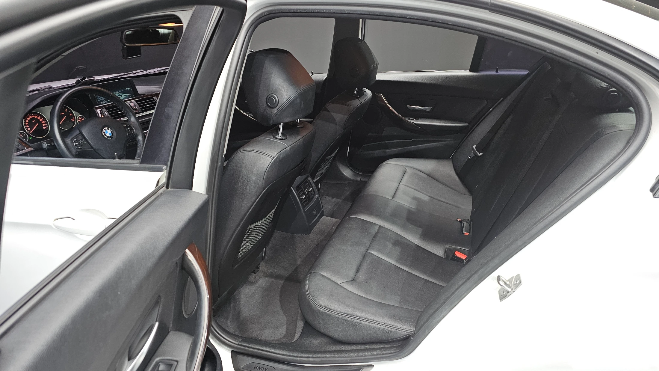 BMW 3-Series F30, 2013 — фото 11