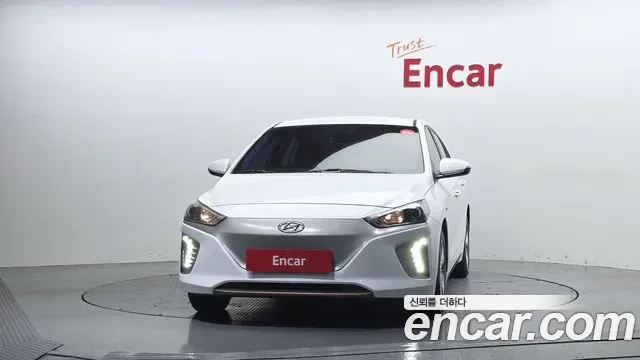 Hyundai Ioniq Ionic Electric, 2018 — фото 2