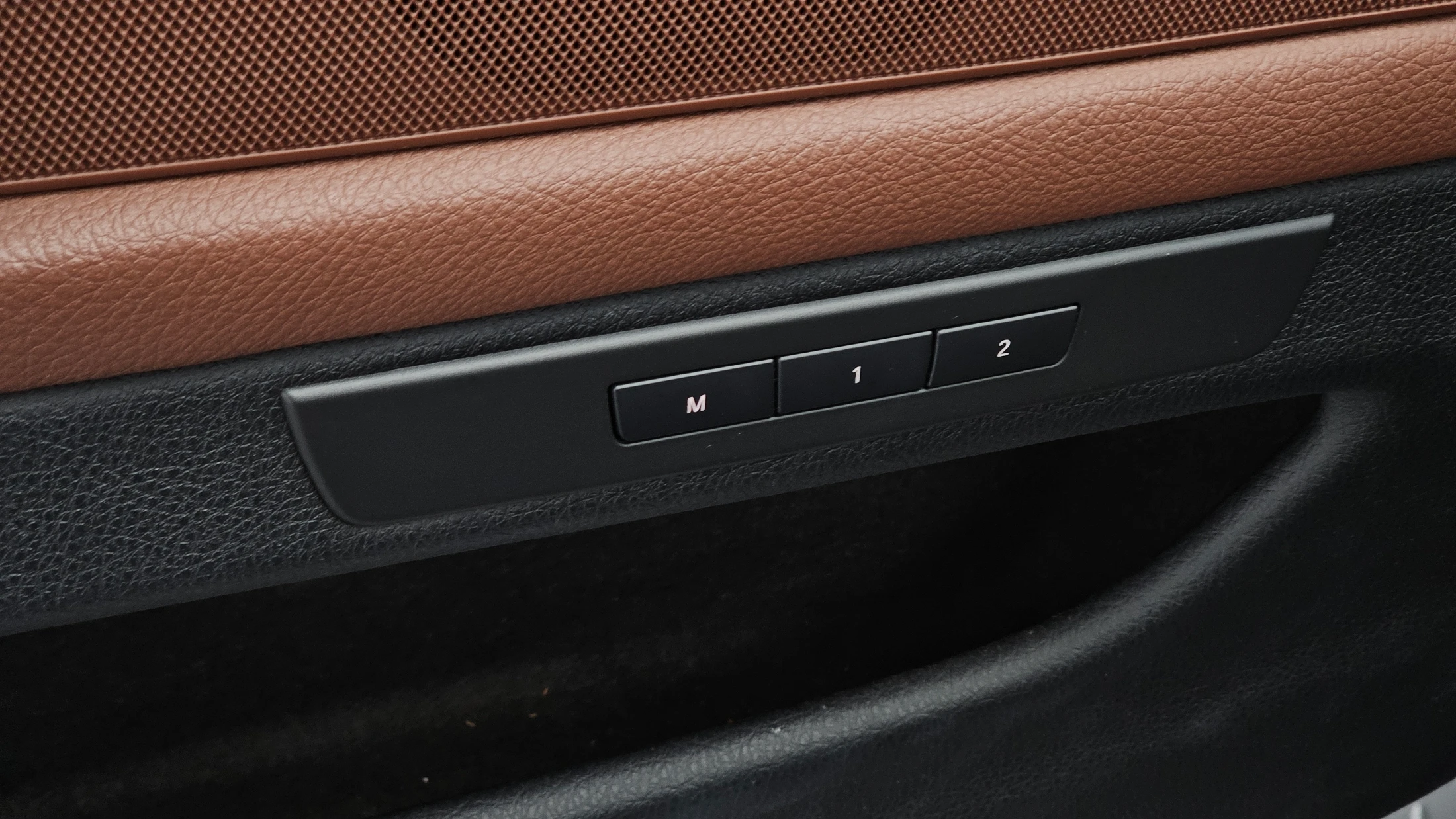 BMW 5-Series F10, 2013 — фото 19