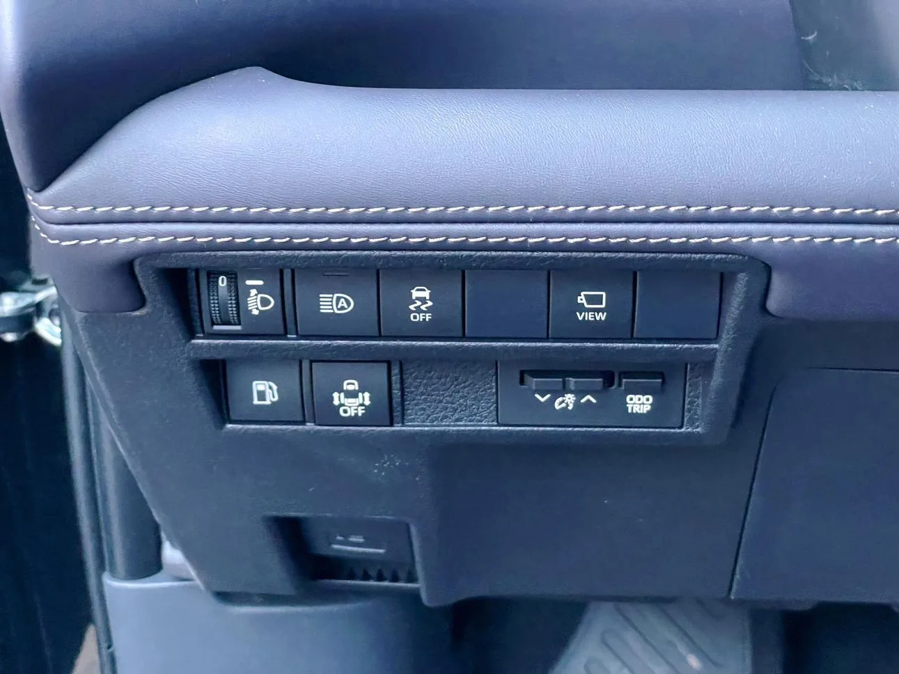 Toyota Senna, 2027 — фото 19