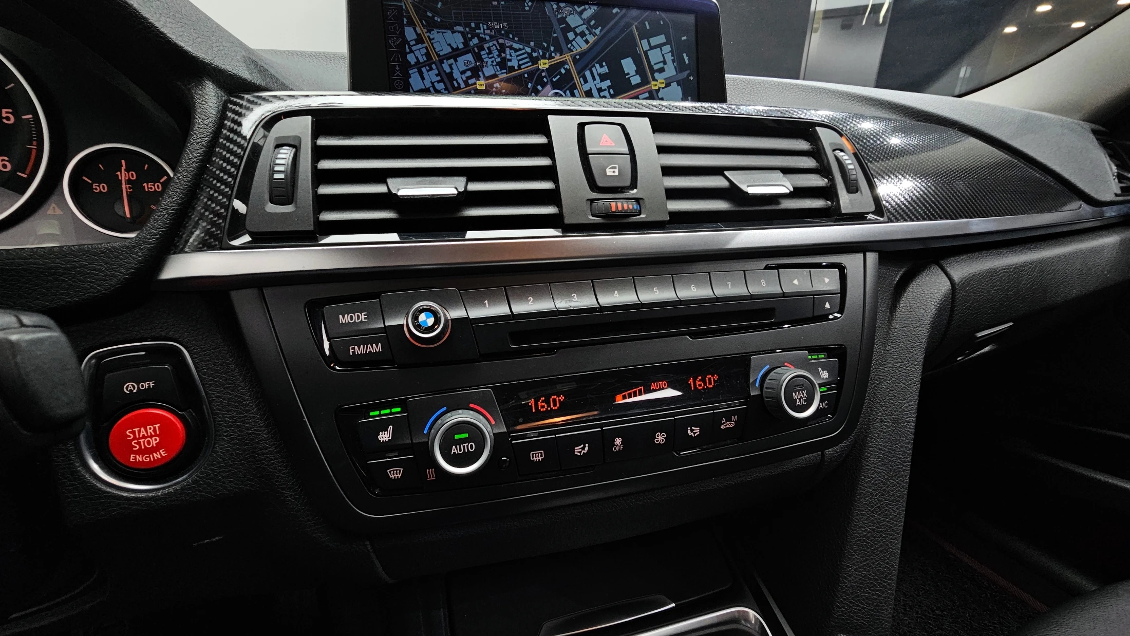 BMW 3-Series F30, 2013 — фото 15
