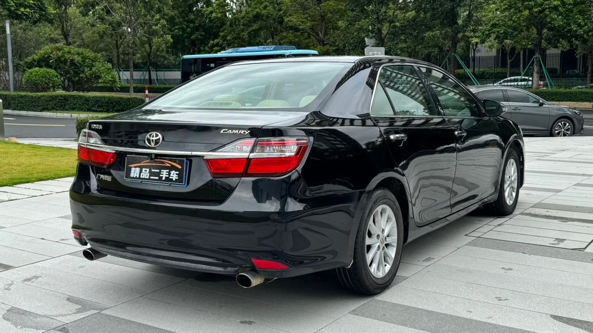 Toyota Camry, 2015 — фото 21