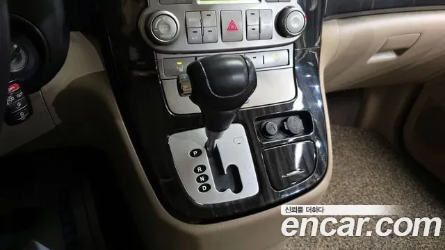 Kia Canival Carnival R, 2010 — фото 9