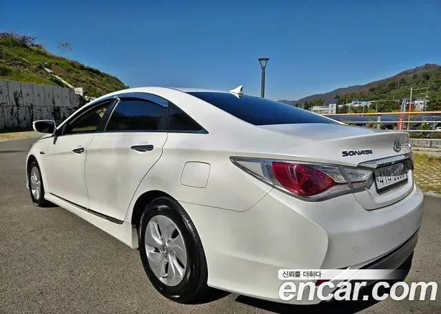 Hyundai Sonata Hybrid, 2013 — фото 4