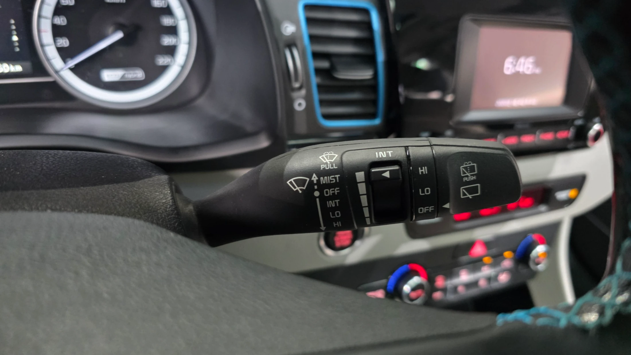 Kia Niro, 2017 — фото 35