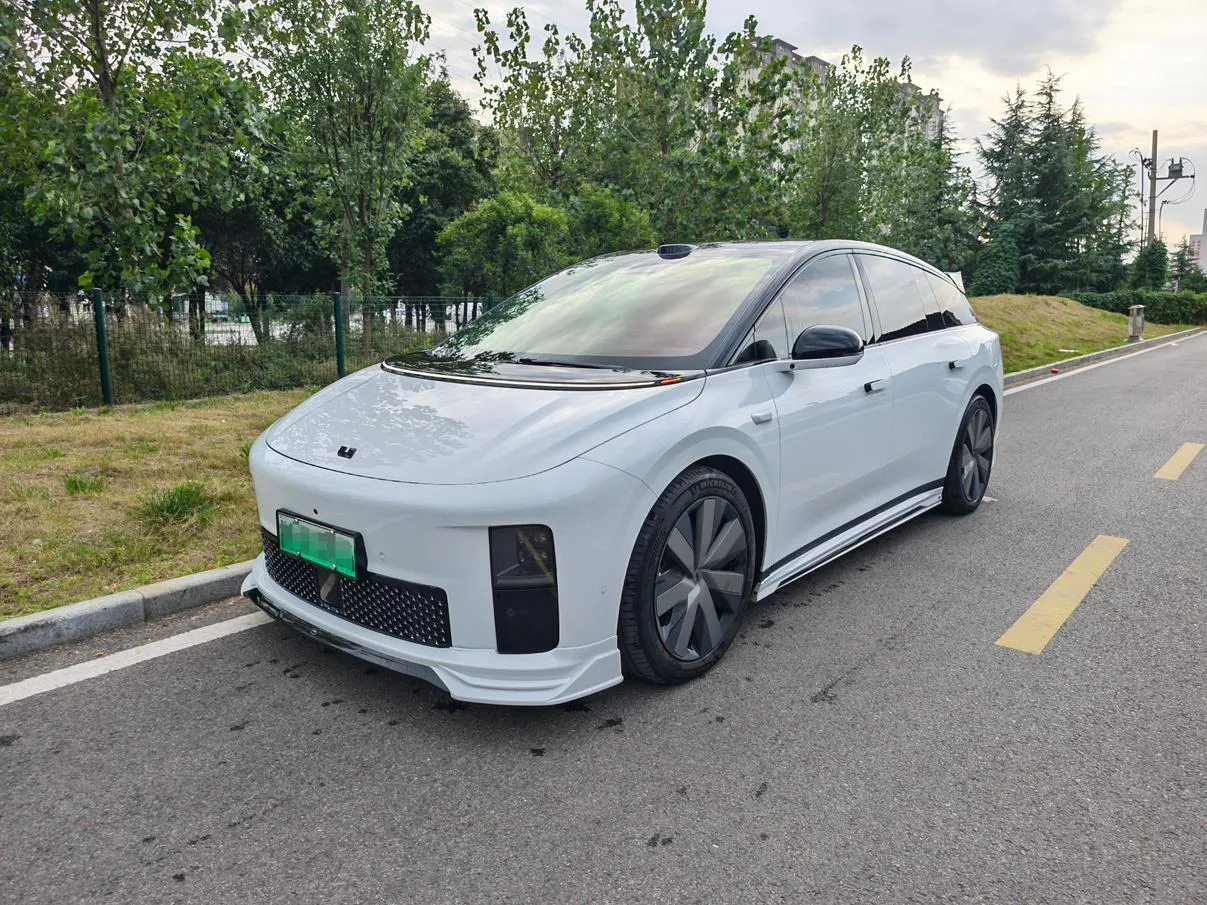 Li Auto ideal i6