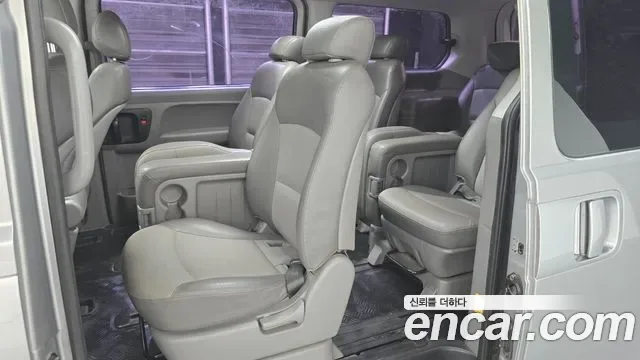 Hyundai Starex Grand Starex, 2012 — фото 12