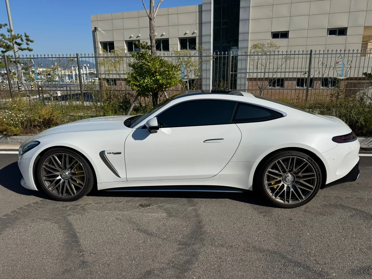 Mercedes-Benz Amg Gt C192, 2026 — фото 2