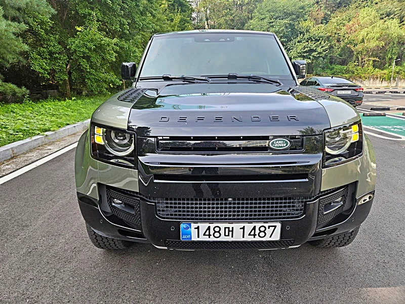 Land Rover Defender L663
