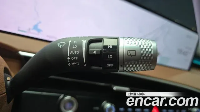 Genesis Gv70, 2025 — фото 35