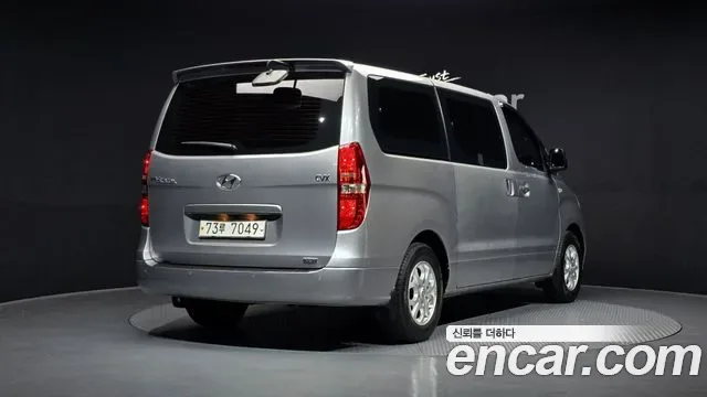 Hyundai Starex Grand Starex, 2012 — фото 2
