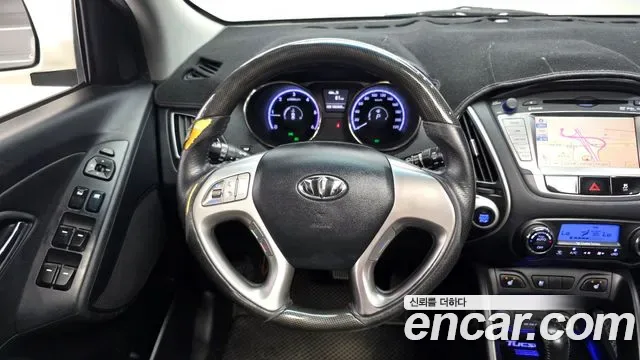 Hyundai Tucson ix, 2010 — фото 13