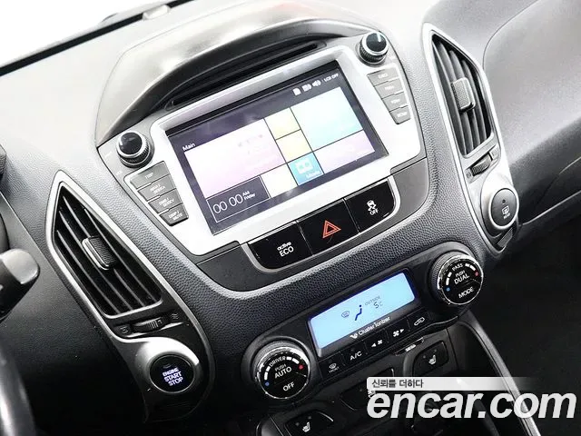 Hyundai Tucson ix, 2011 — фото 16