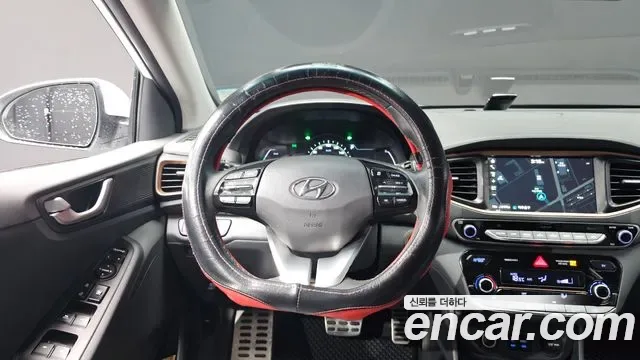 Hyundai Ioniq Ionic Electric, 2016 — фото 12