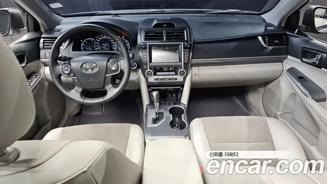 Toyota Camry, 2013 — фото 7