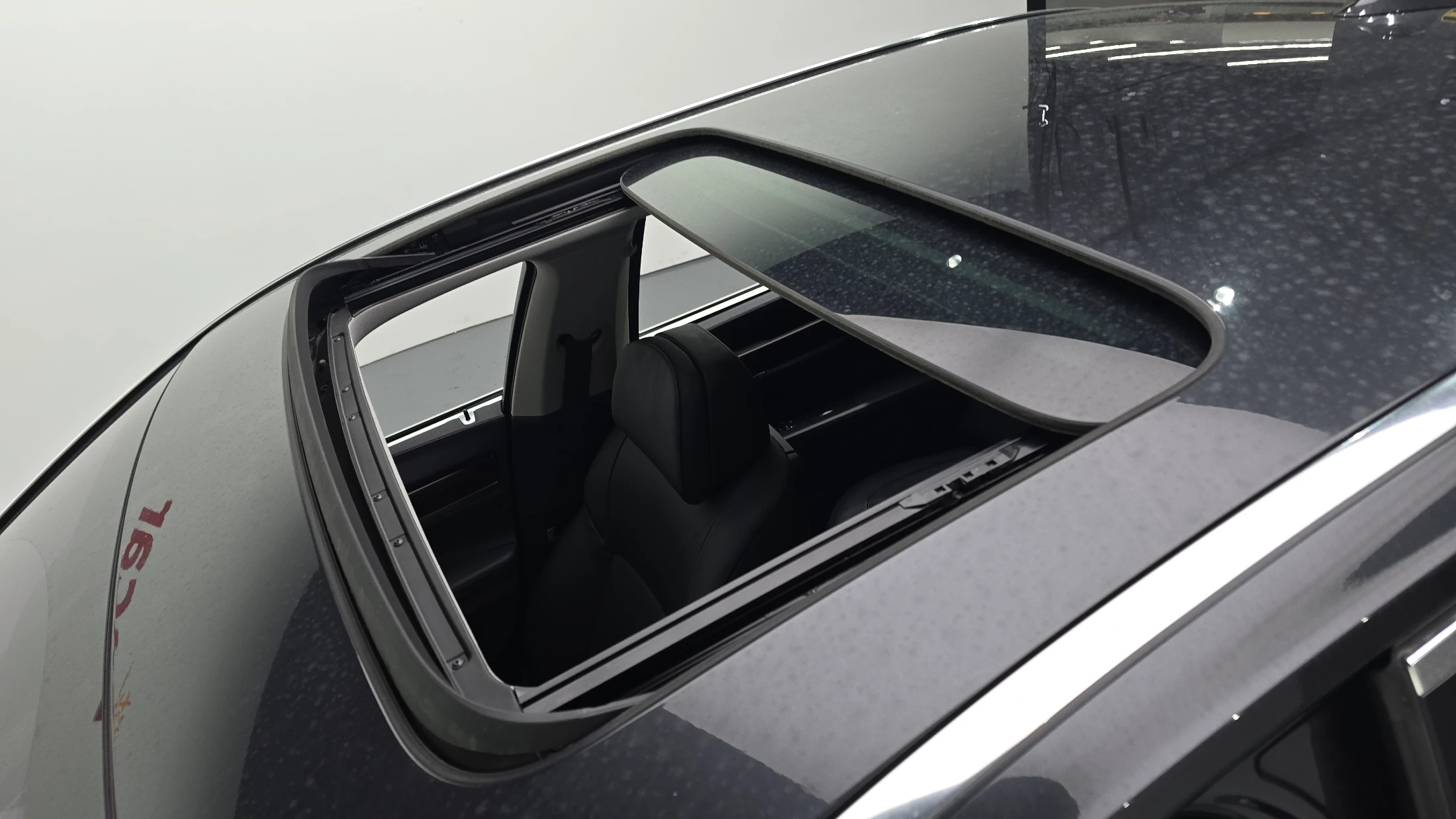 BMW 7-Series F01, 2011 — фото 18