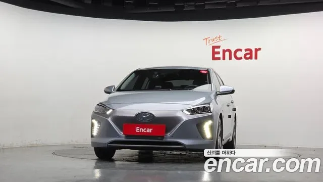 Hyundai Ioniq Ionic Electric, 2016 — фото 2