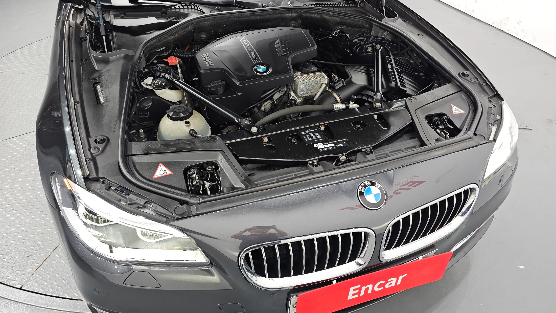 BMW 5-Series F10, 2014 — фото 6