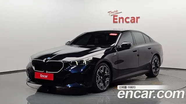BMW 5-Series G60