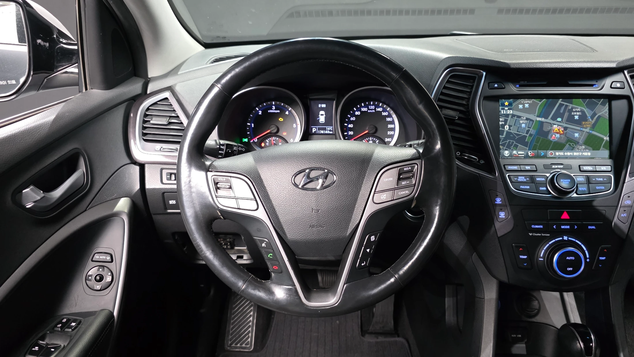 Hyundai Santa Fe DM, 2012 — фото 13