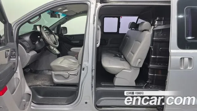 Hyundai Starex Grand Starex, 2012 — фото 18