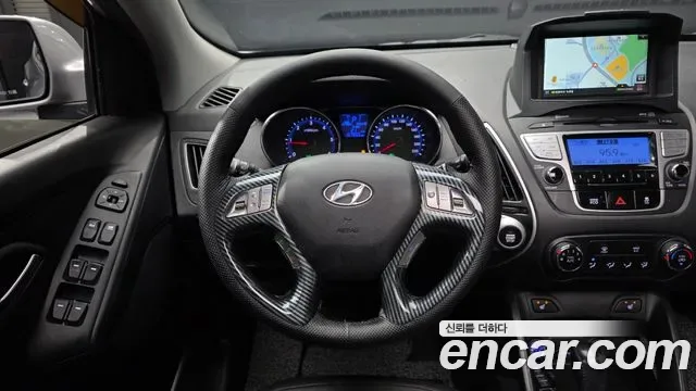Hyundai Tucson ix, 2012 — фото 13