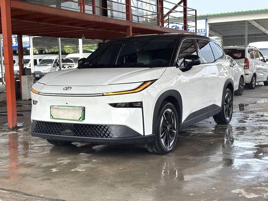 Toyota Platinum 3X