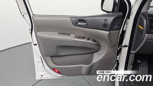 Kia Canival Carnival R, 2012 — фото 25